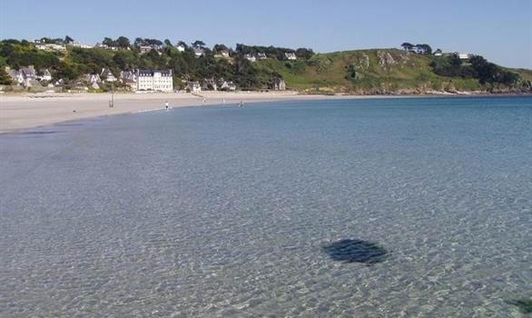 The beaches of Trébeurden (Pink Granite Coast) - Stereden, Village de Chalets