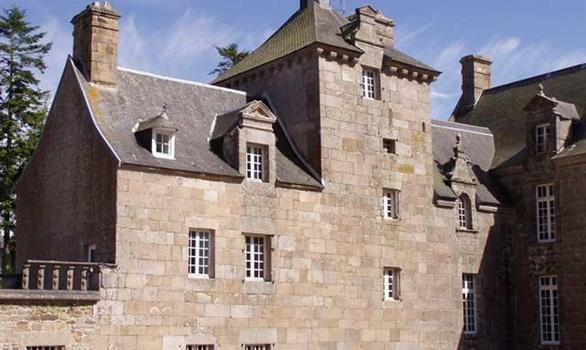 Castel of Pleumeur Bodou - Stereden, Village de Chalets