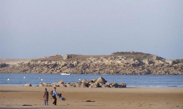 Pleumeur Bodou dans les Côtes d'Armor en BRETAGNE - Stereden, Village de Chalets