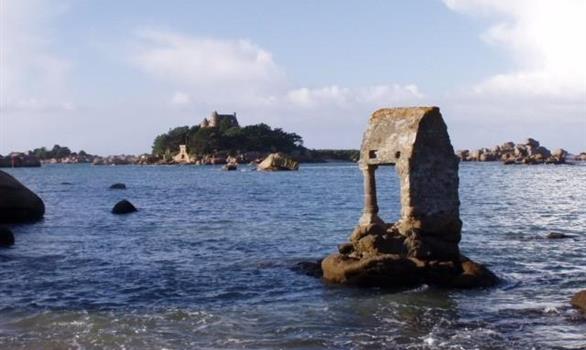 Côtes d'Armor - BRETAGNE - Stereden, Village de Chalets