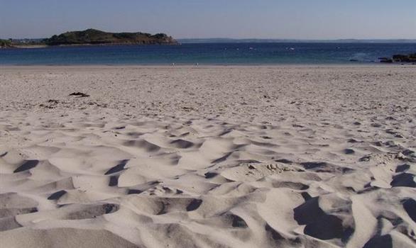 Beach of Trébeurden in Brittany - Stereden, Village de Chalets
