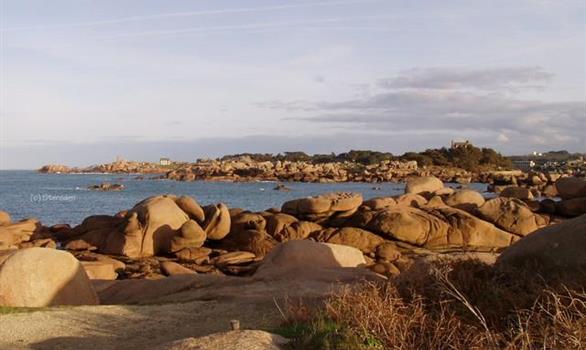 Perros-Guirec on the pink granite coast - Stereden, Village de Chalets