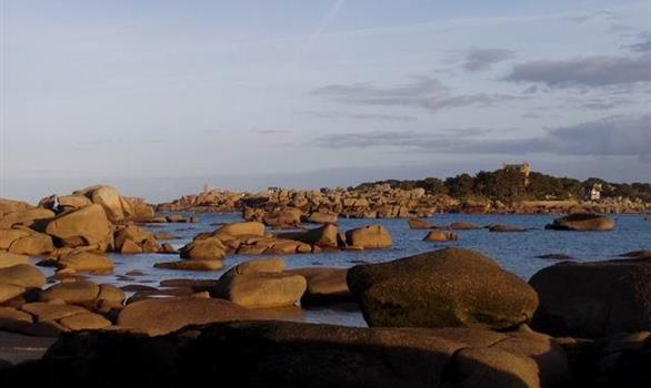 Ploumanach on the pink granite coast - Stereden, Village de Chalets