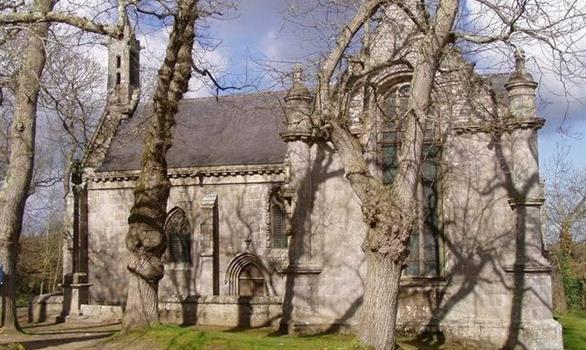 Chapel near Lannion - Stereden, Village de Chalets
