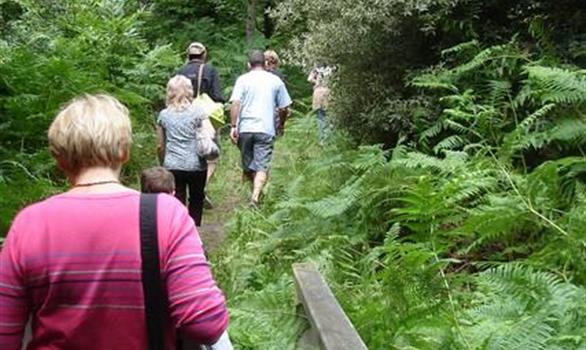 Walking in Britain at Perros-Guirec - Stereden, Village de Chalets
