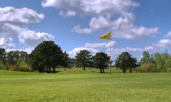 Golf Hôtel in Brittany : Pleumeur-Bodou - Stereden, Village de Chalets