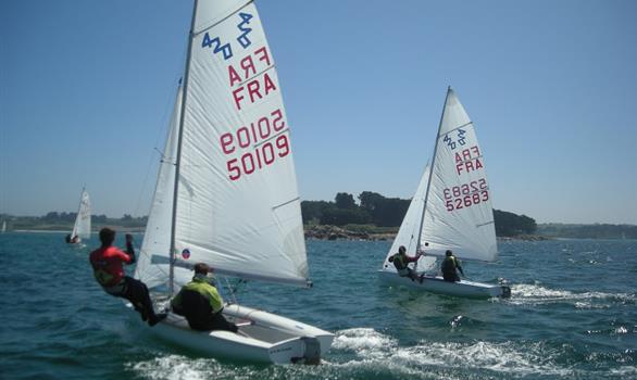 Sailing sports in Brittany : Pleumeur-Bodou - Stereden, Village de Chalets