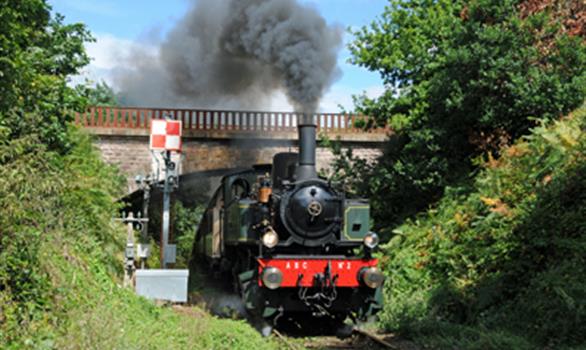 The steam train of Paimpol - Pontrieux, in Brittany - Stereden, Village de Chalets