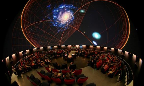 Best Planetarium in France : Brittany's Planetarium - Stereden, Village de Chalets