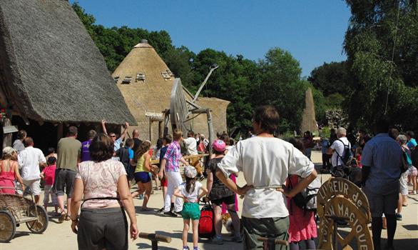 Gallic Village : collective games - Stereden, Village de Chalets