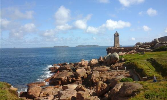 the Pink Granite Coast - Stereden, Village de Chalets