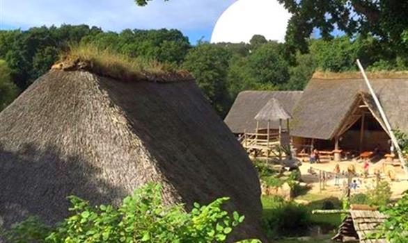 The Gallic Village at Pleumeur-Bodou - Stereden, Village de Chalets